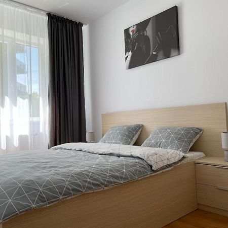 Silence Apartment 2 Oradea Exterior photo