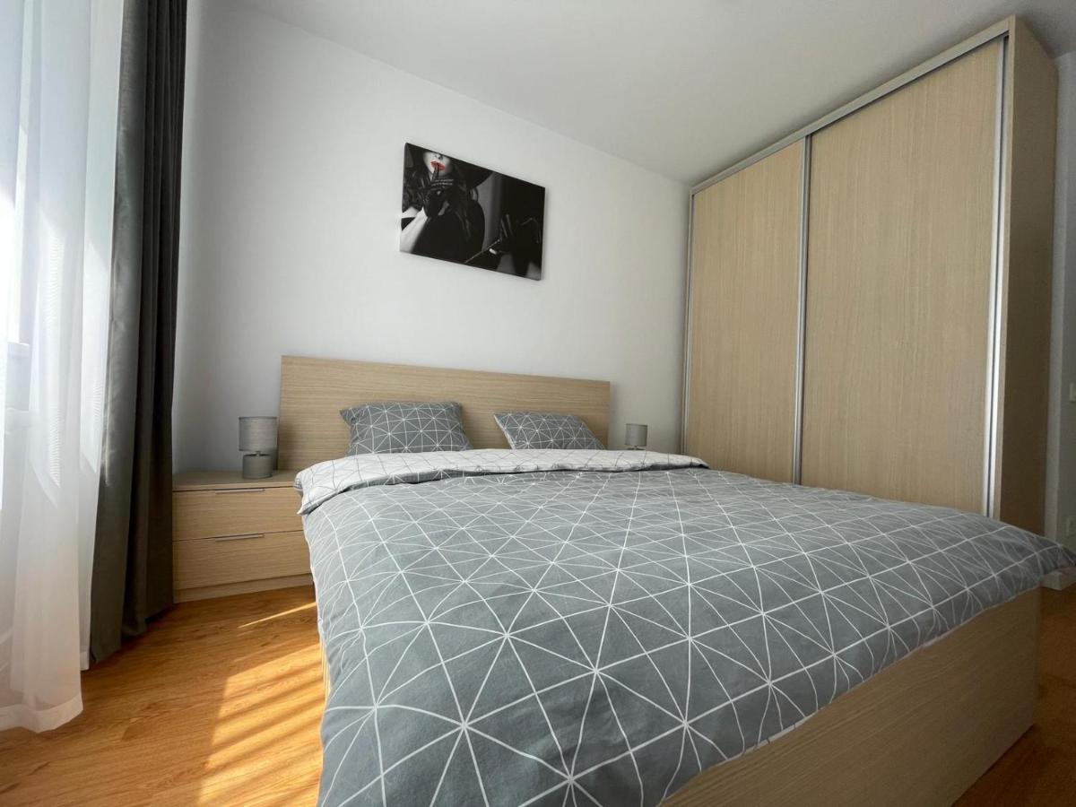 Silence Apartment 2 Oradea Exterior photo