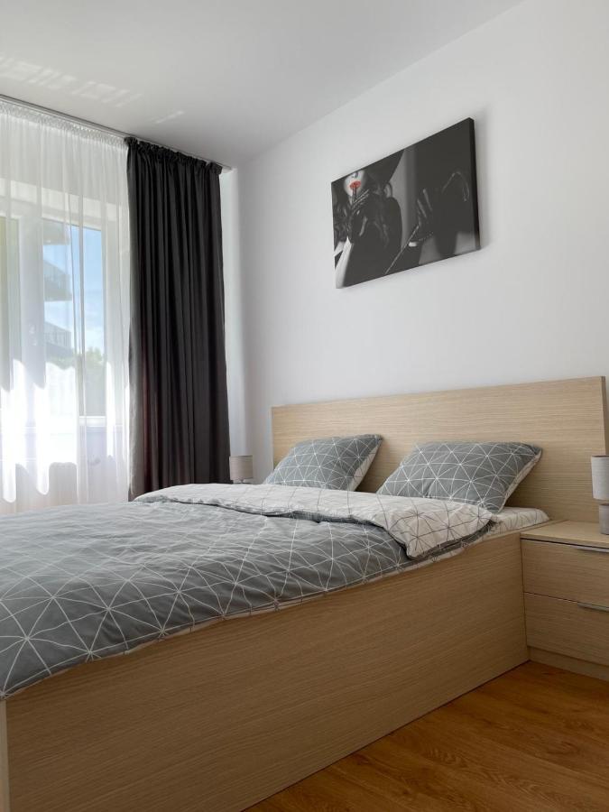 Silence Apartment 2 Oradea Exterior photo